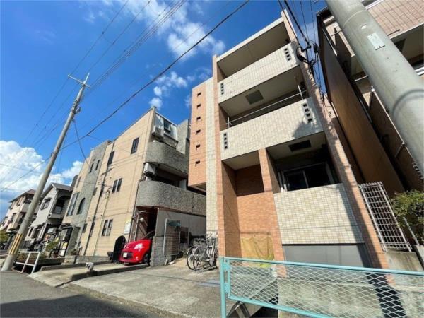 リタ コート 外観