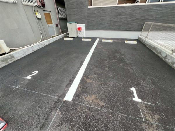 フジパレス水明公園西 駐車場