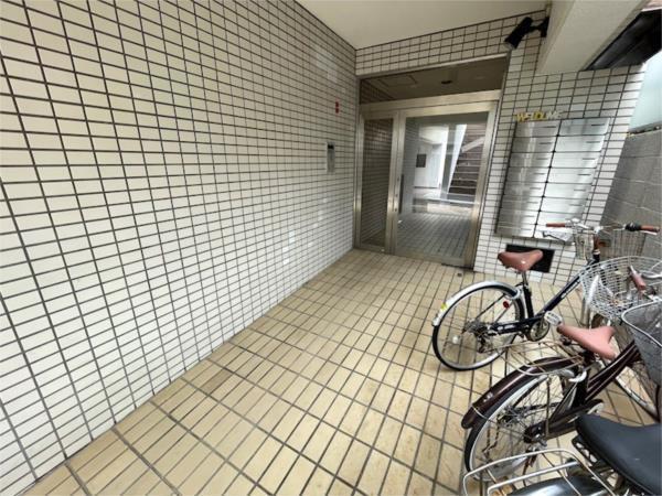神戸市東灘区本山中町マンション エントランス