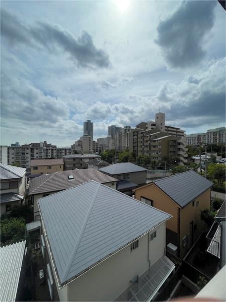 シー・クリサンス西岡本 眺望
