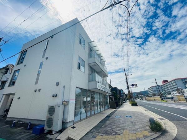 エヌズガーデン夙川 外観