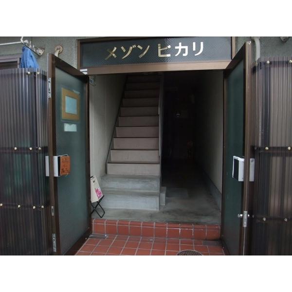 メゾンヒカリ エントランス