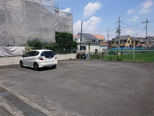 平塚ハイツ 駐車場