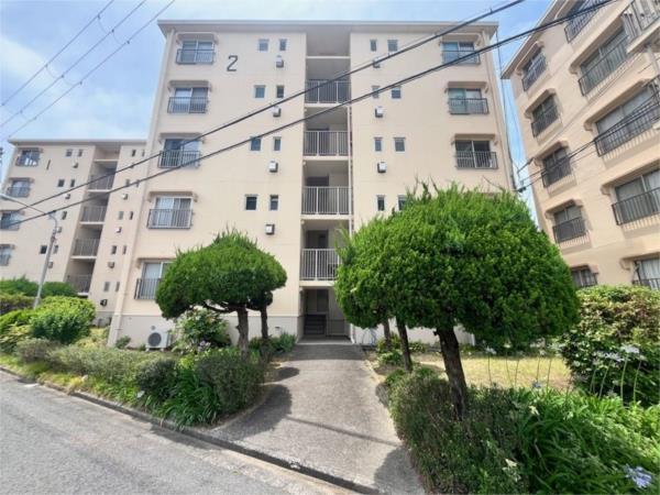 伊川谷住宅2号棟 外観