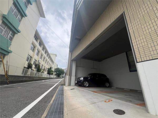 Dolce Vita 王子公園 駐車場