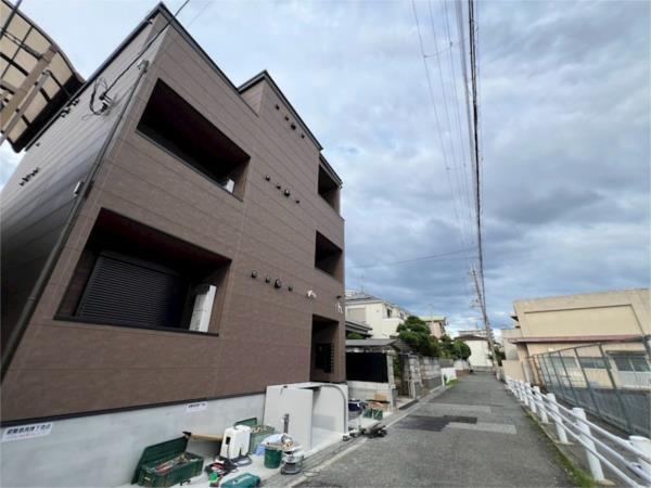 プルミエール 立花 外観