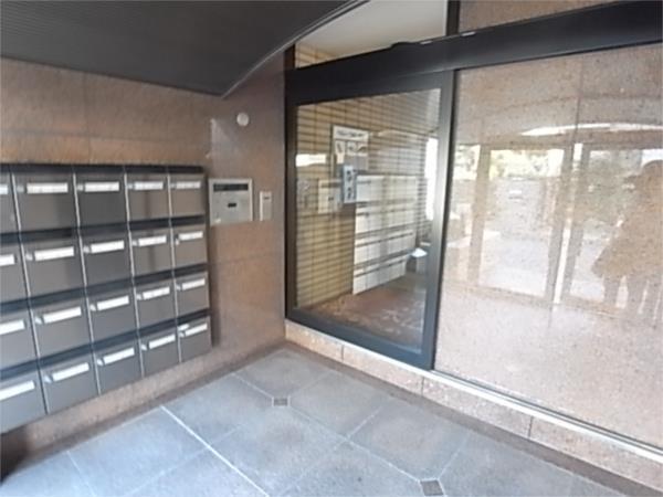 ベルレーブ本山 エントランス