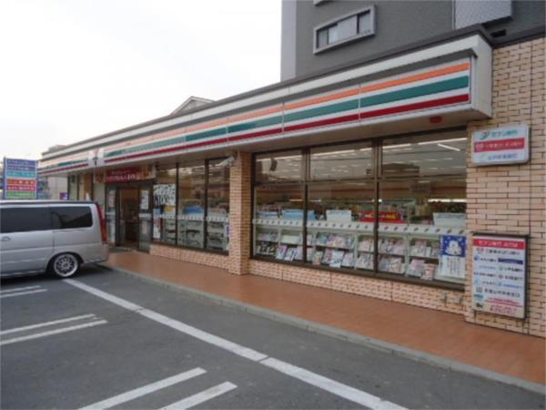 ｾﾌﾞﾝｲﾚﾌﾞﾝ 神戸伊川谷駅前店：382m