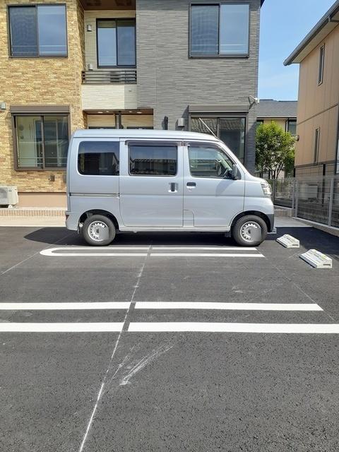 シトリン（203） 駐車場