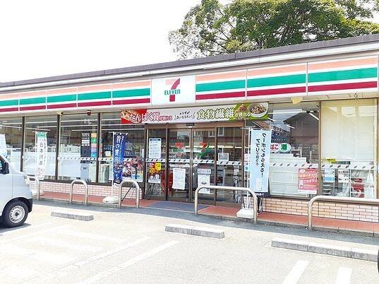 セブンイレブン　東五城店：600m