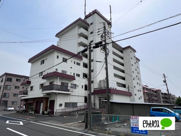 馬引コーポラスA棟 外観