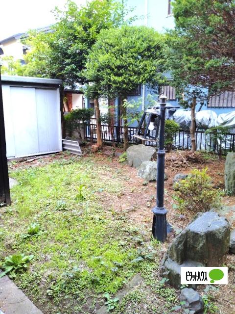 西国分寺貸家 庭