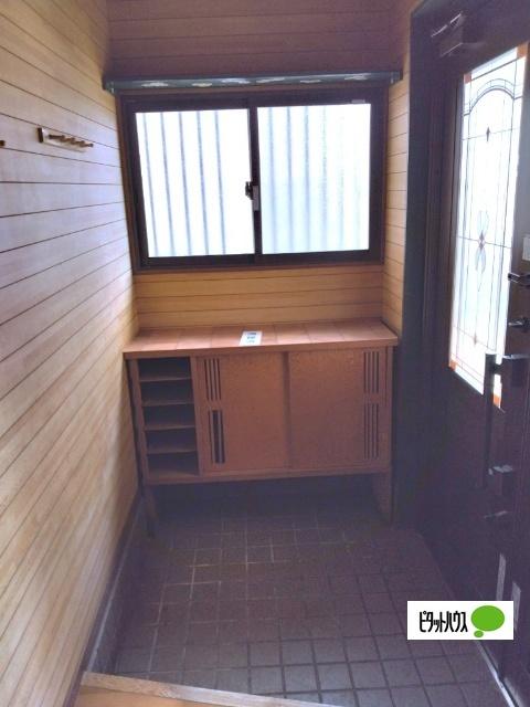 西国分寺貸家 玄関