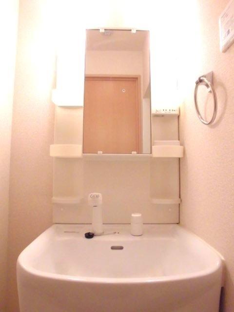 グランドソレーユＢＡＢＡ　Ⅲ（106） 部屋画像