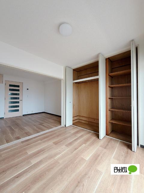 ホーユウコンフォルトお花茶屋 収納