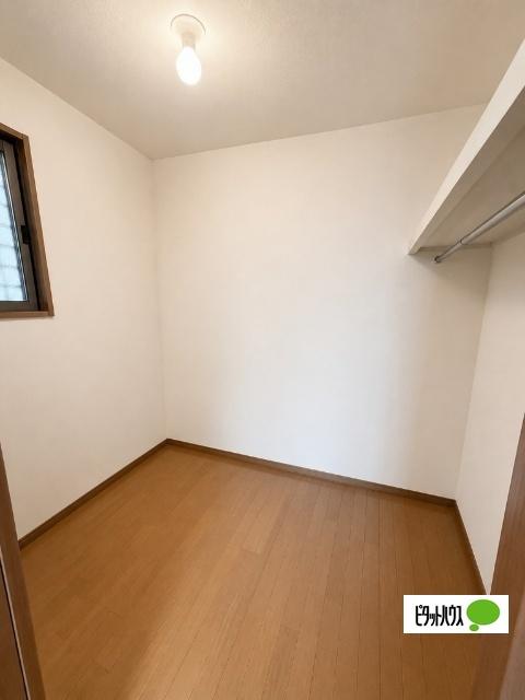 八潮市南川崎戸建 収納