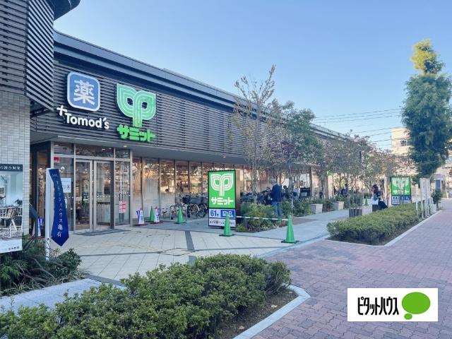 サミットストア亀有駅北店：153m