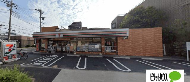 セブンイレブン足立東和4丁目店：334m