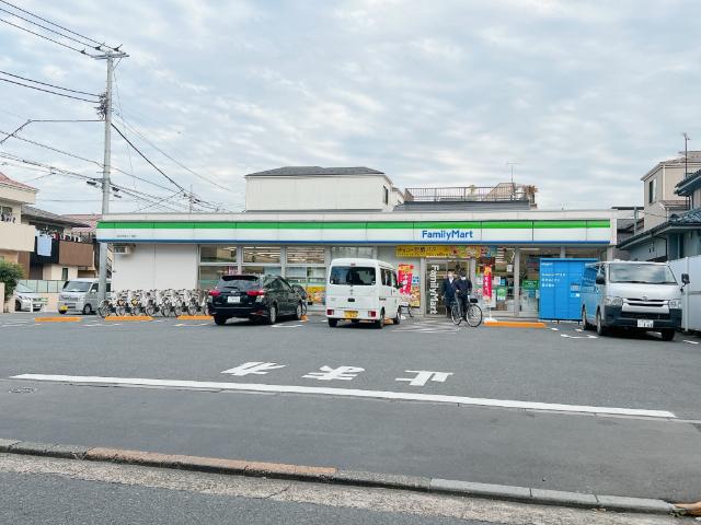 ファミリーマートお花茶屋二丁目店：296m