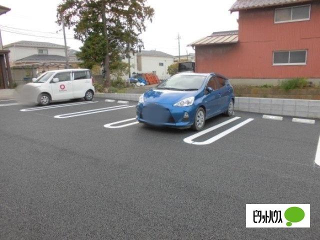 ハーモニーテラス（203） 駐車場