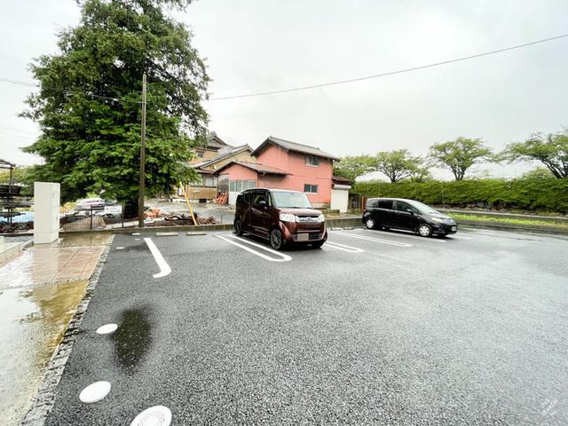 ハーモニーテラス（203） 駐車場