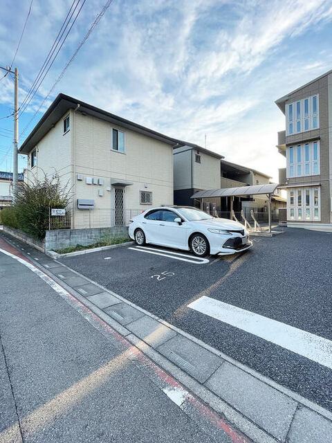 メルヴェーユ三郷中央　Ｃ（202） 駐車場