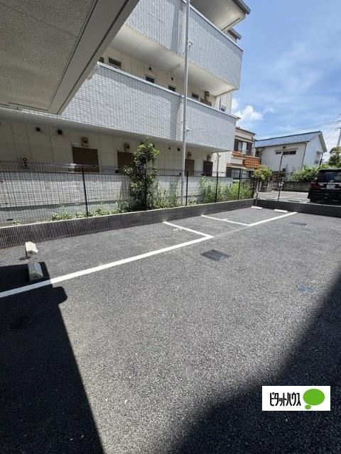 アイルグランデ東京亀有（805） 駐車場