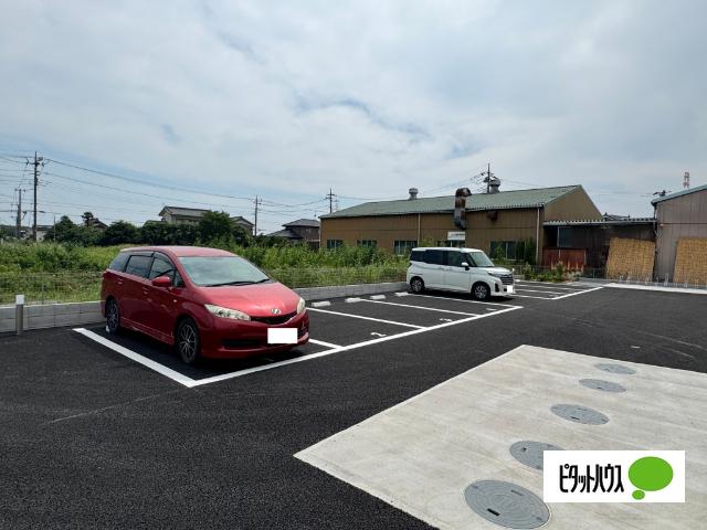 リーブルファイン三郷半田Ⅱ（102） 駐車場