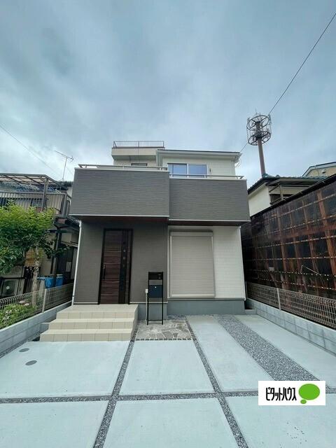 Sumai-to三郷市彦川戸 駐車場