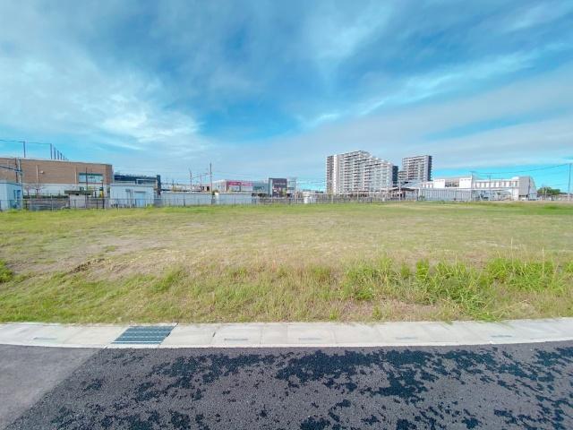 敷地面積956.19㎡（289.24坪）！建築条件なし、現在更地！現地（2025年10月）撮影