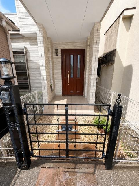 葛飾区西亀有３丁目中古戸建 エントランス