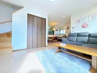 リビングイン階段は奥様に大人気♪お子様の状態チェックがしやすく、後々「ここが一番良かったポイント」とよく言われますよ♪