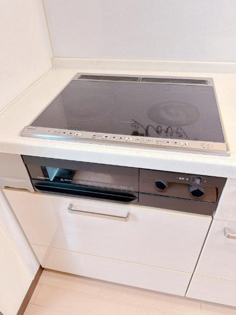 三郷市彦成二丁目　中古戸建 キッチン