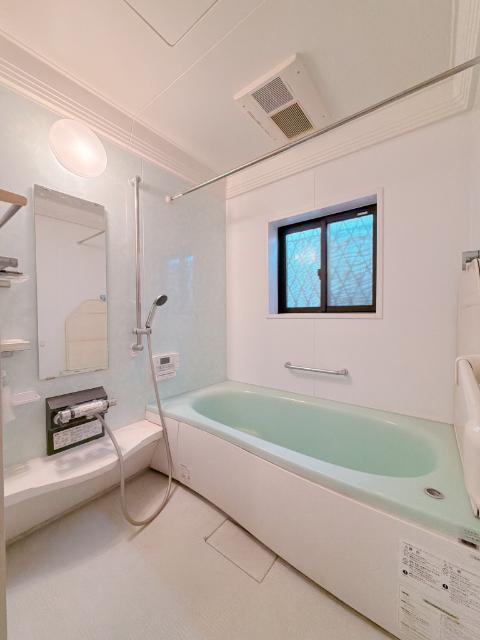 三郷市彦成二丁目　中古戸建 バス／シャワー