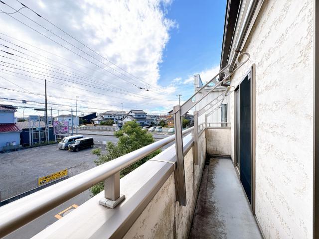 三郷市彦成二丁目　中古戸建 バルコニー