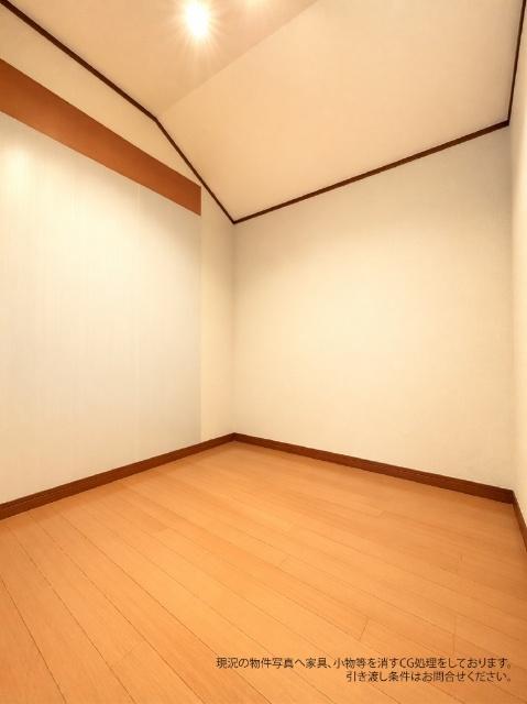 三郷市番匠免中古戸建 収納