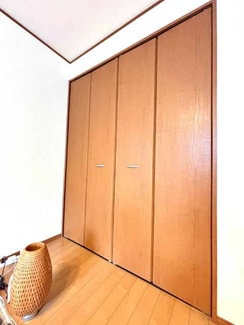三郷市番匠免中古戸建 収納