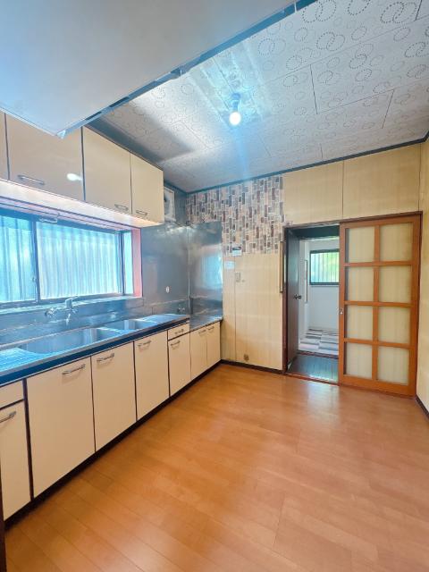 三郷市新和中古戸建 キッチン