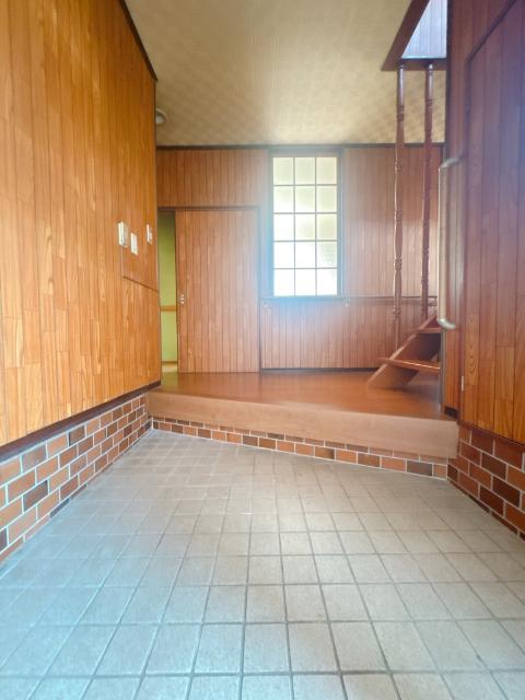 三郷市新和中古戸建 玄関