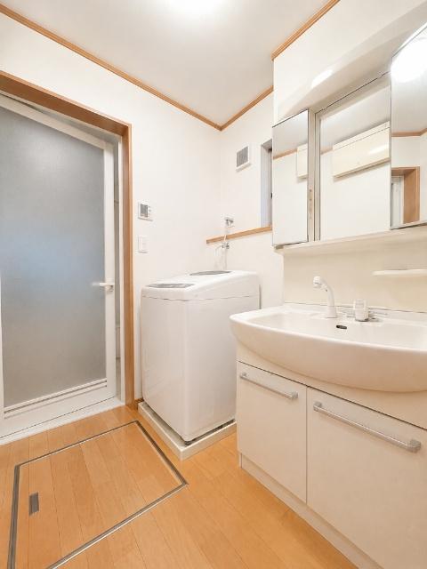 葛飾区西亀有３丁目中古戸建 洗面