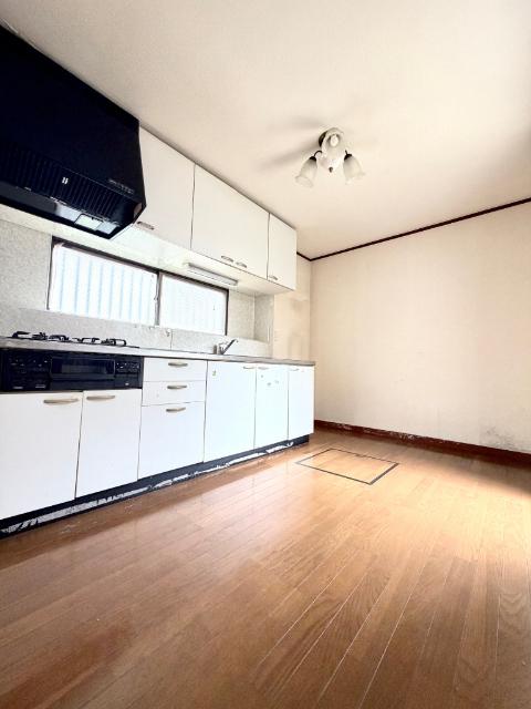 鷹野四丁目 建築条件無し売地 土地画像