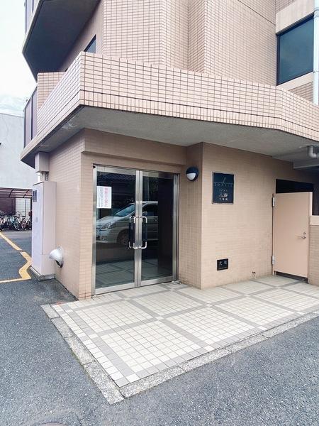 ロアジス三郷壱番館 エントランス