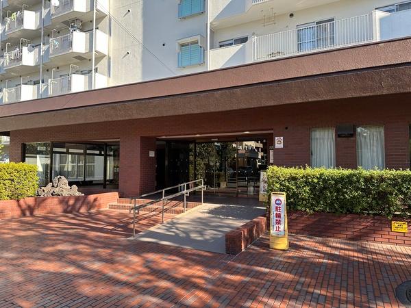 白鳥スカイマンション エントランス