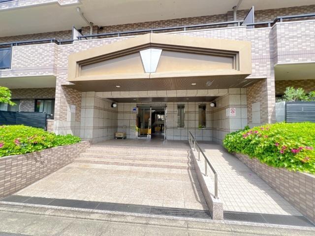 レクセルガーデン水元公園 エントランス