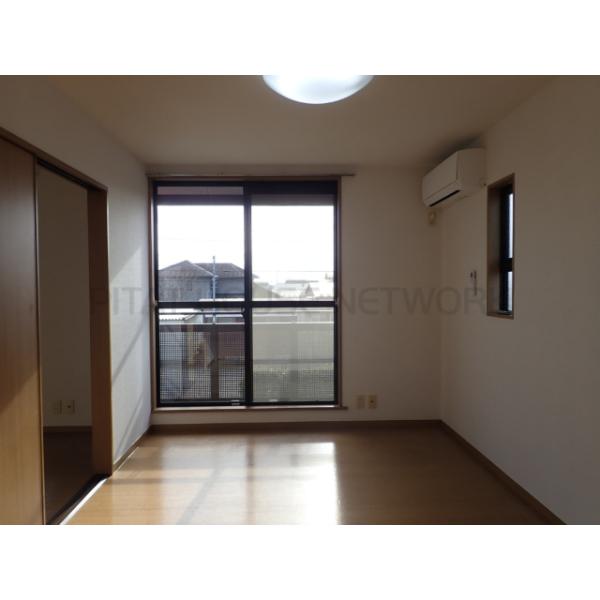 6帖のお部屋の内装です!