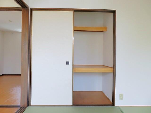 レクサス南光台Ⅰ（102） 収納