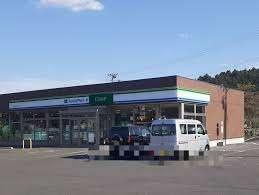 ファミリーマートプラスCOOP鶴ケ谷店：446m