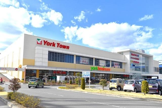 ヨークベニマルあすと長町店：1332m