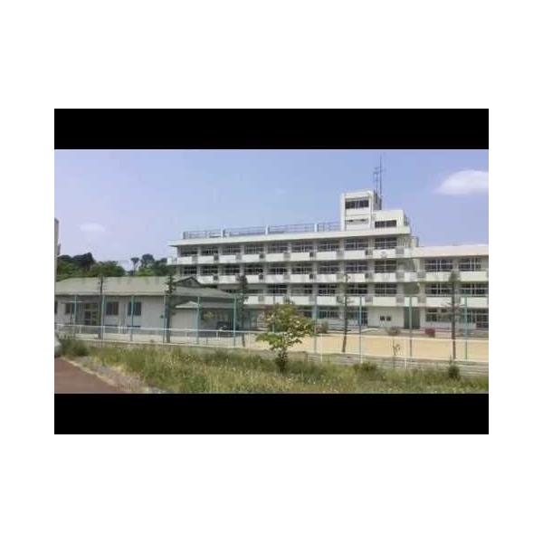 仙台市立広瀬中学校:809m