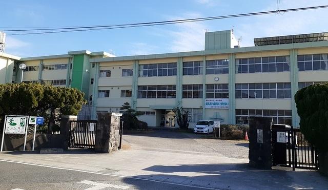 館山市立第一中学校：850m